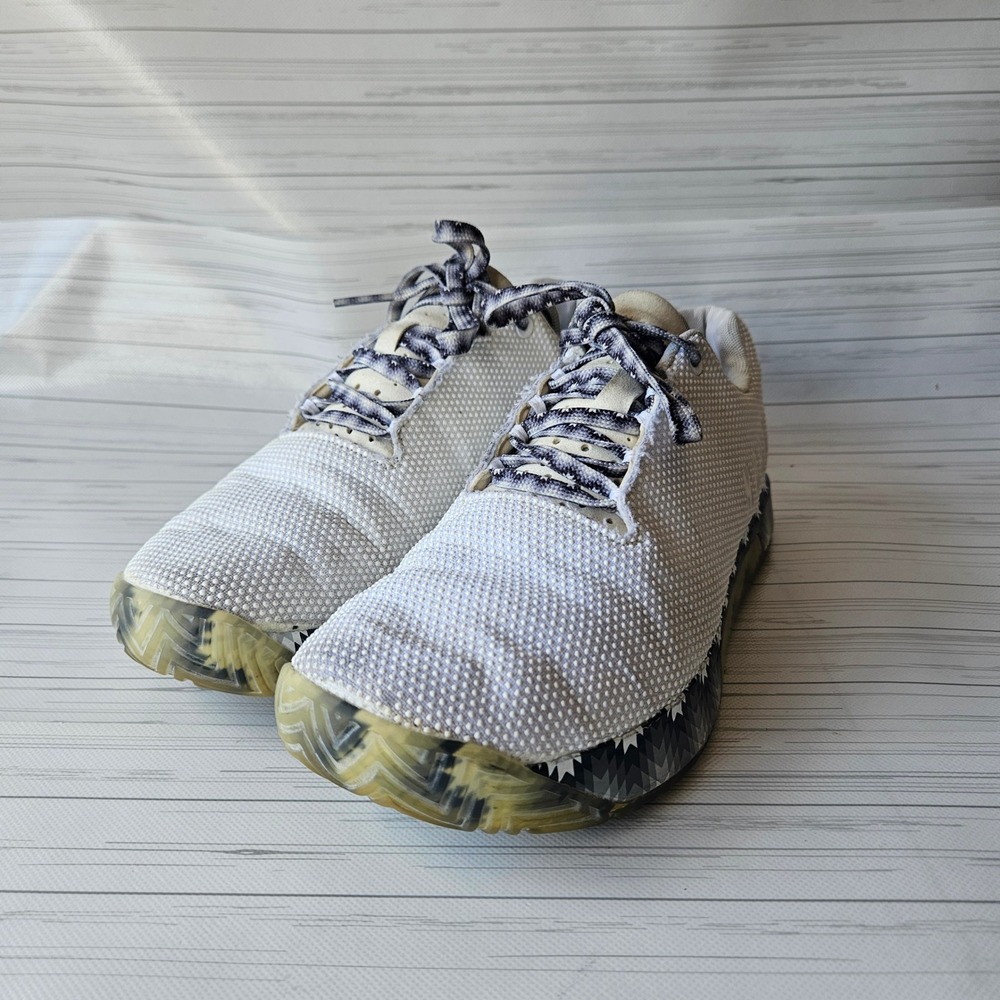 NOBULL SuperFabric Trainer Men 10.5 Women 12 White Geometric Training Shoes